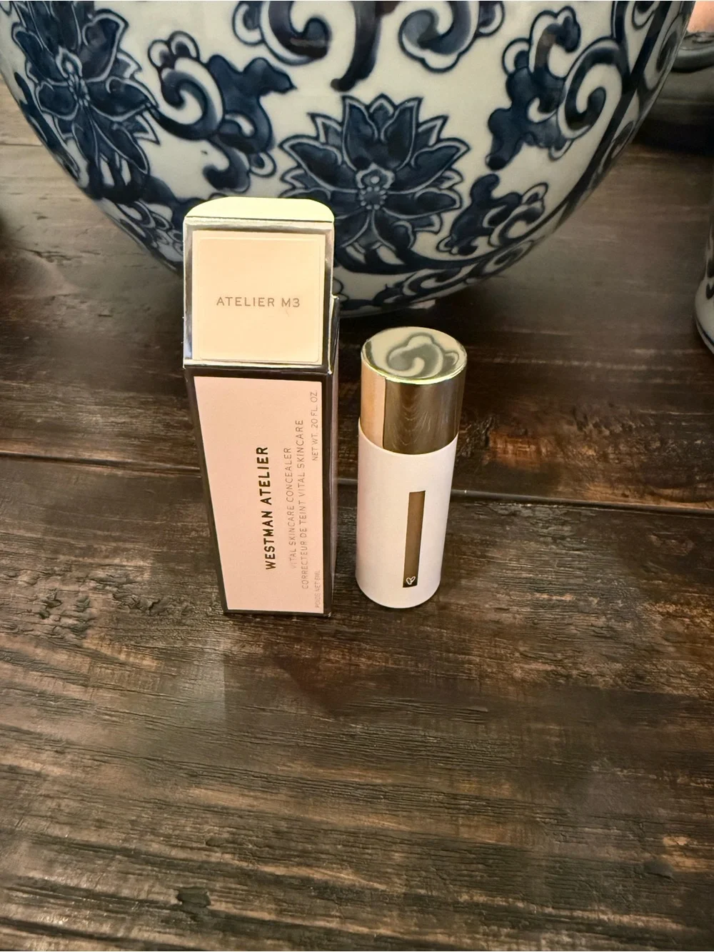 Westman Atelier Vital Skincare Brightening Concealer With Hyaluronic Acid in M3